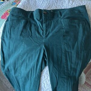 Loft curvy skinny ankle pants sz16